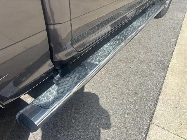 2017 Ram 1500 Big Horn Crew Cab 4x4 57 Box