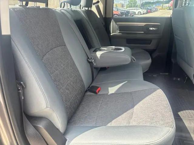 2017 Ram 1500 Big Horn Crew Cab 4x4 57 Box