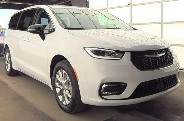 2024 Chrysler Pacifica Touring L AWD for sale in Fremont, MI