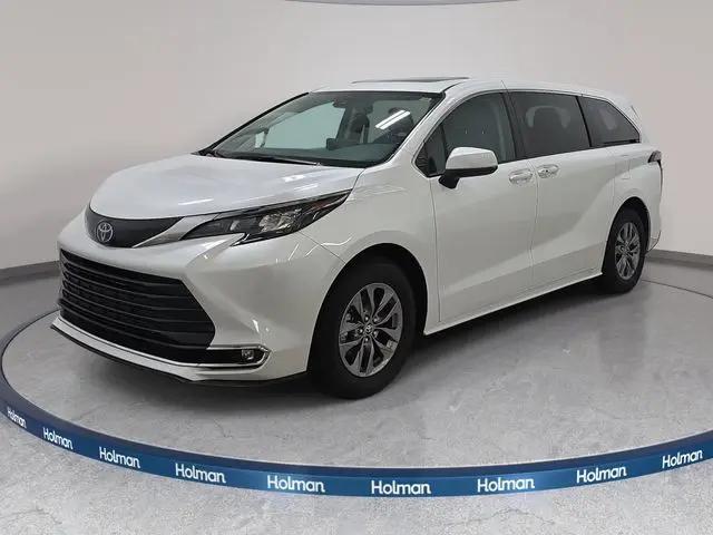 2024 Toyota Sienna XLE for sale in Mount Laurel, NJ