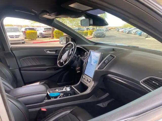 2021 Ford Edge ST-Line