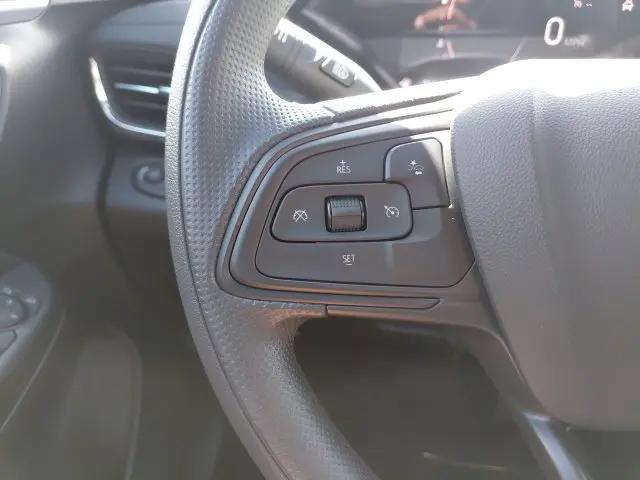 2026 Buick NV Preferred FWD