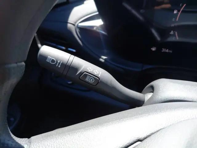 2026 Buick NV Preferred FWD