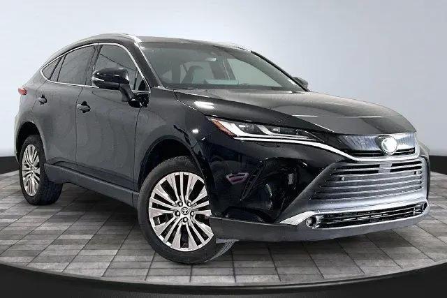 2023 Toyota Venza XLE for sale in Roanoke, IN