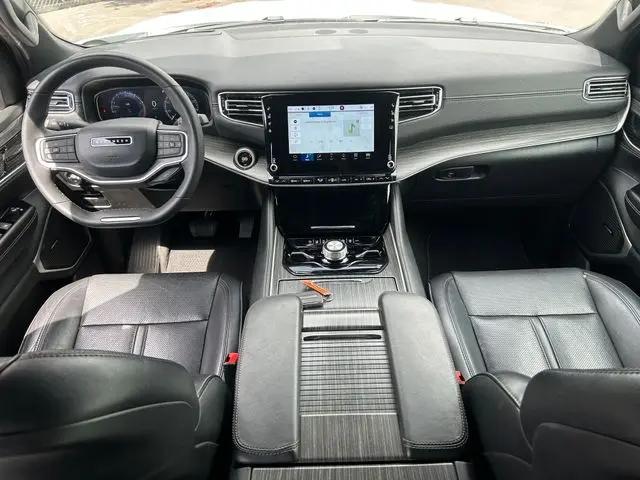 2024 Jeep Wagoneer Series III 4x4