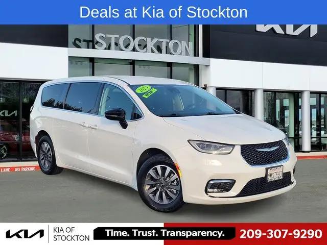 2024 Chrysler Pacifica Hybrid Select for sale in Stockton, CA