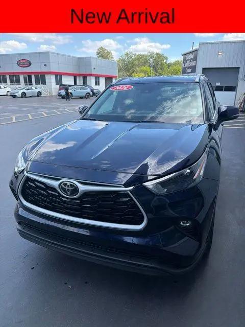 2026 Toyota Highlander XLE for sale in Southfield, MI