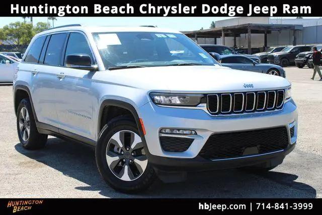 2024 Jeep Grand Cherokee Base for sale in Huntington Beach, CA