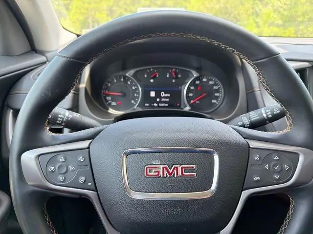 2024 GMC Terrain AWD AT4