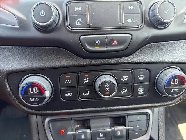 2024 GMC Terrain AWD AT4