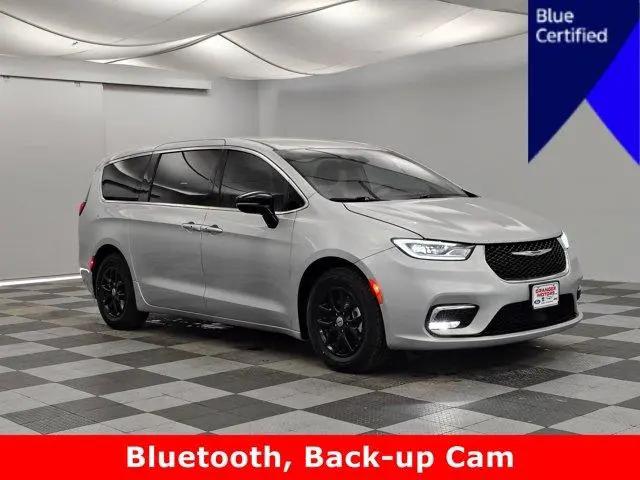 2024 Chrysler Pacifica Touring L for sale in Granger, IA