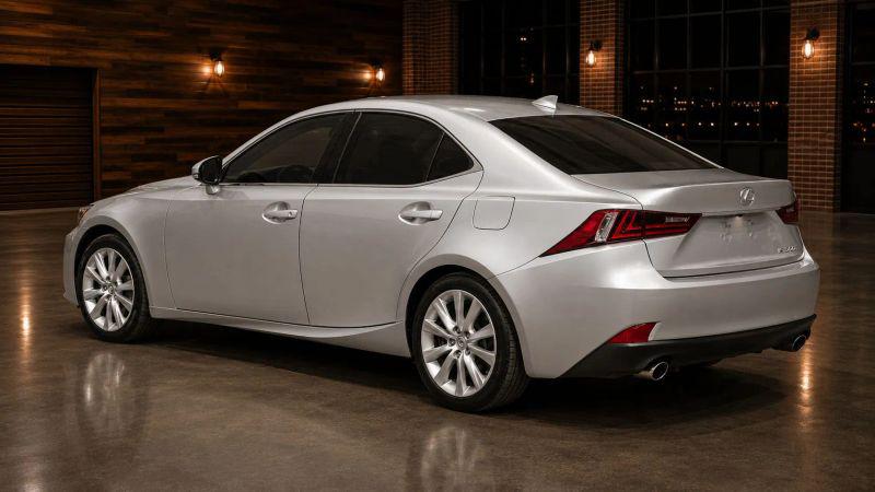 2016 Lexus IS 200t 200t