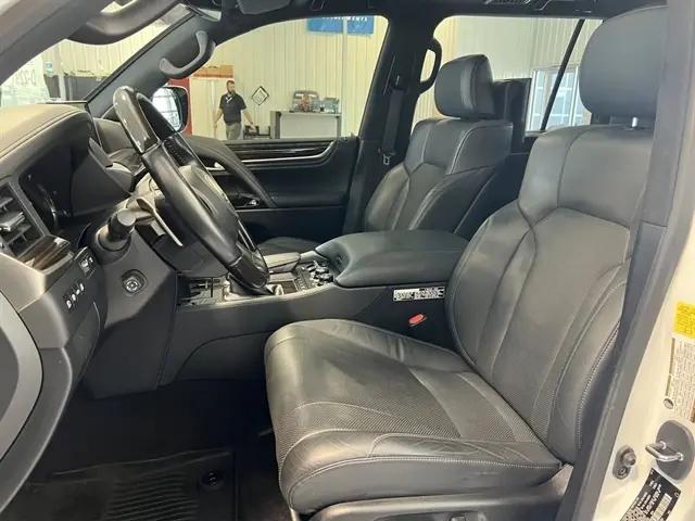 2021 Lexus LX 570 Two-Row