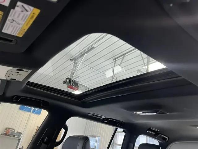 2021 Lexus LX 570 Two-Row