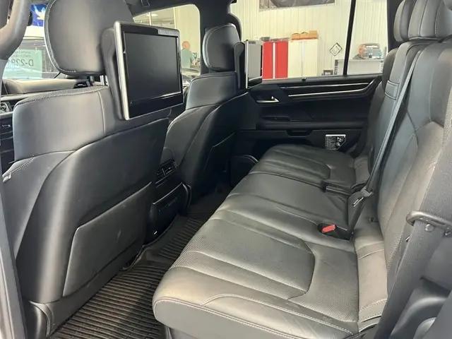 2021 Lexus LX 570 Two-Row