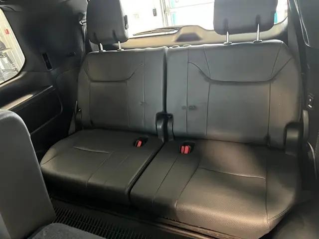 2021 Lexus LX 570 Two-Row