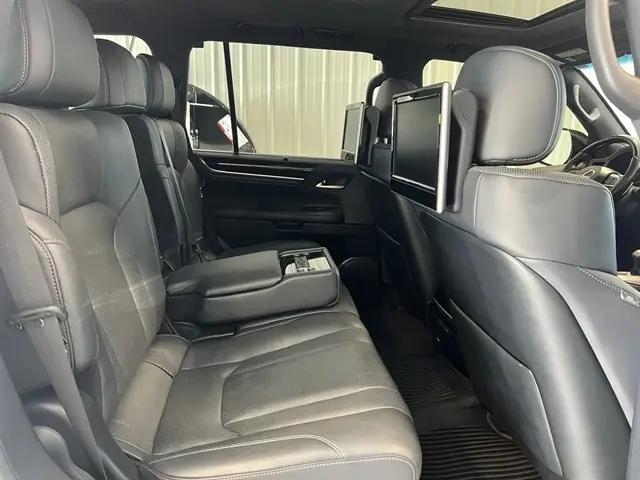 2021 Lexus LX 570 Two-Row