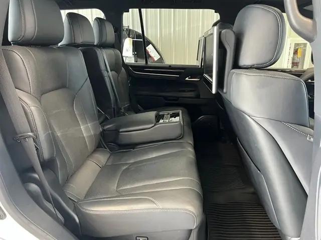 2021 Lexus LX 570 Two-Row