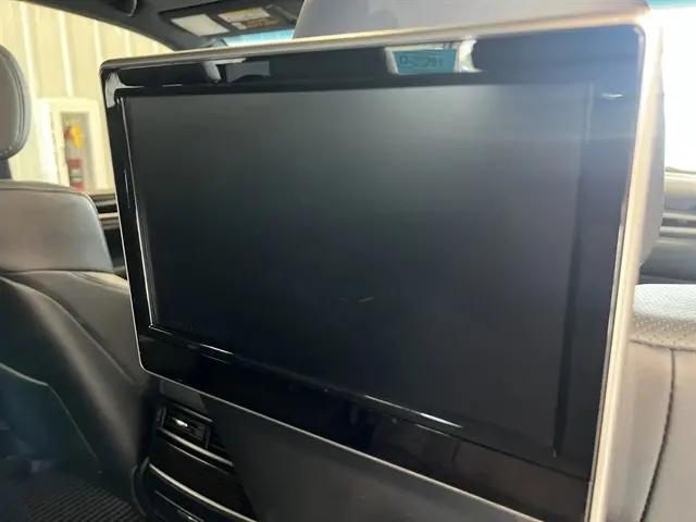 2021 Lexus LX 570 Two-Row