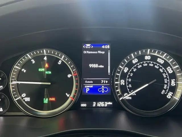 2021 Lexus LX 570 Two-Row