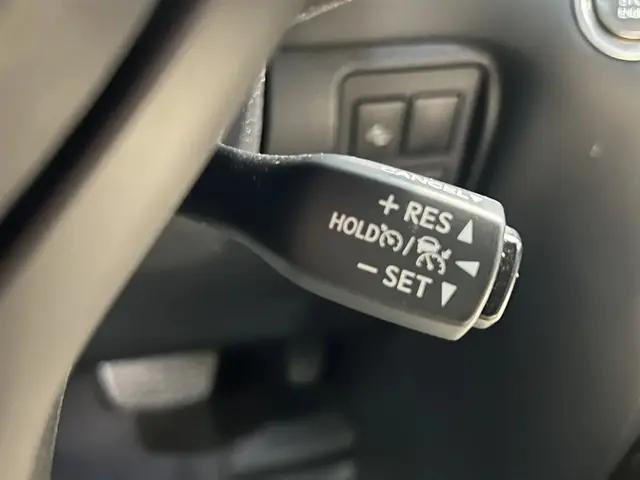 2021 Lexus LX 570 Two-Row