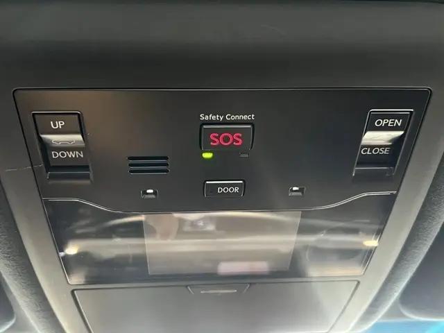 2021 Lexus LX 570 Two-Row