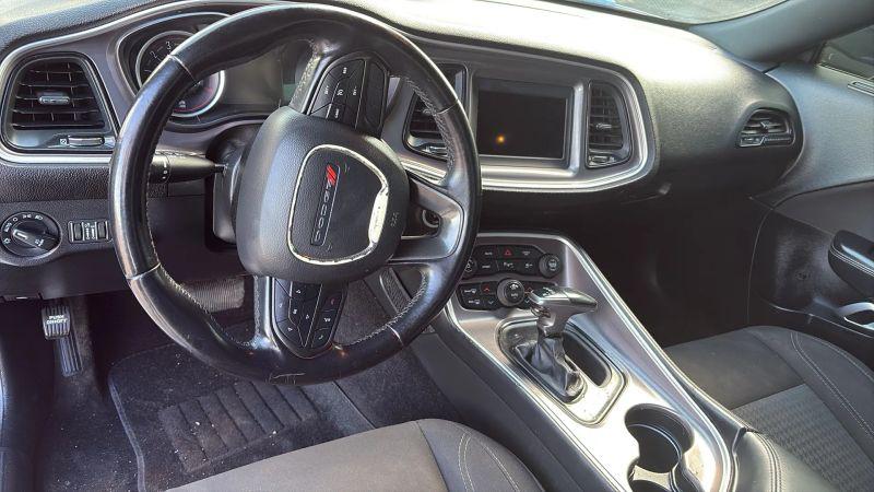 2021 Dodge Challenger SXT