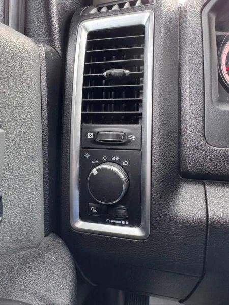 2021 Ram 1500 SLT Crew Cab 4x2 57 Box