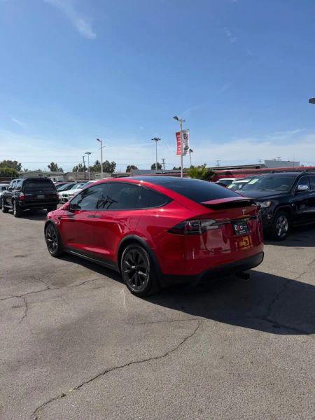 2022 Tesla Model X Plaid Tri Motor All-Wheel Drive