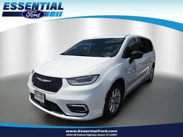 2024 Chrysler Pacifica Touring L for sale in Stuart, FL