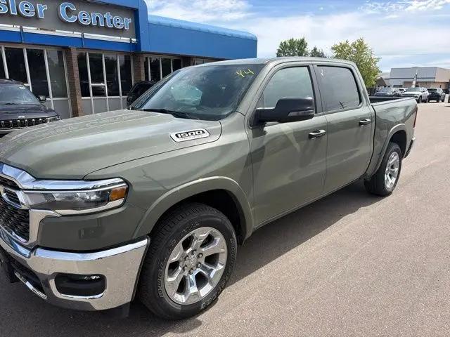 2026 Ram 1500 Big Horn Crew Cab 4x4 57 Box