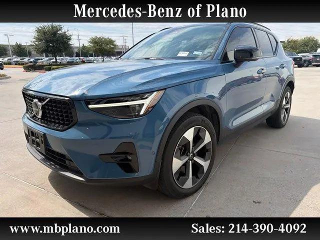 2025 Volvo XC40 B5 Plus Dark Theme for sale in Plano, TX