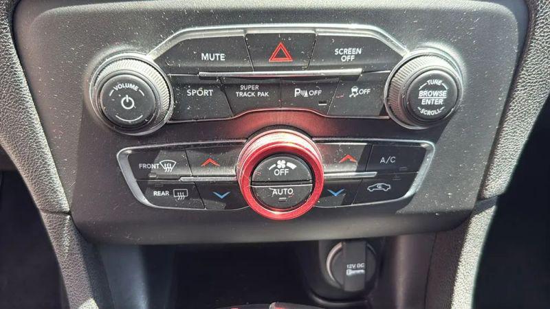 2020 Dodge Charger SXT AWD