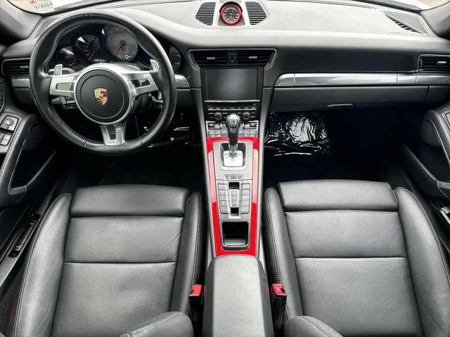 2014 Porsche 911 Carrera 4S