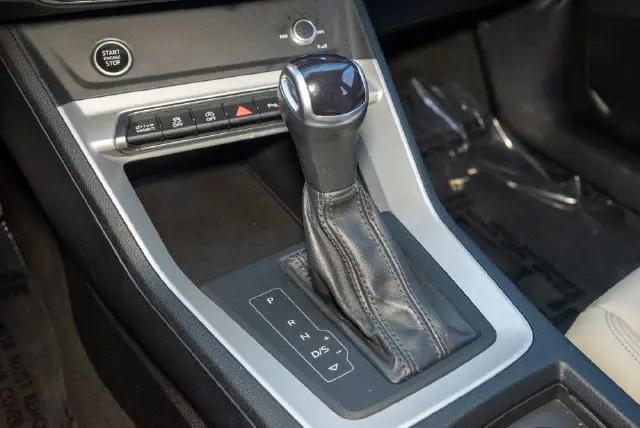 2023 Audi Q3 Premium 45 TFSI S line quattro Tiptronic