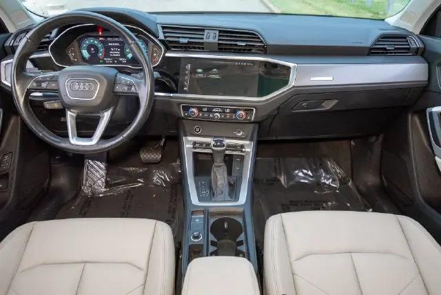 2023 Audi Q3 Premium 45 TFSI S line quattro Tiptronic