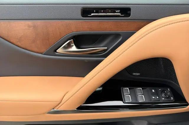 2026 Lexus LX Luxury