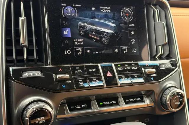 2026 Lexus LX Luxury