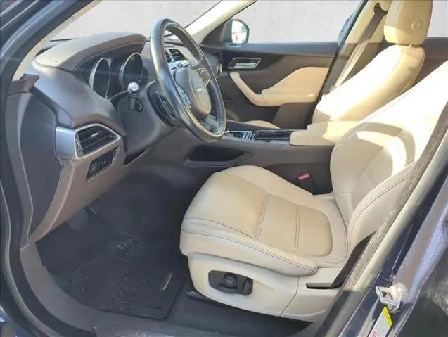 2017 Jaguar F-PACE 35t Prestige