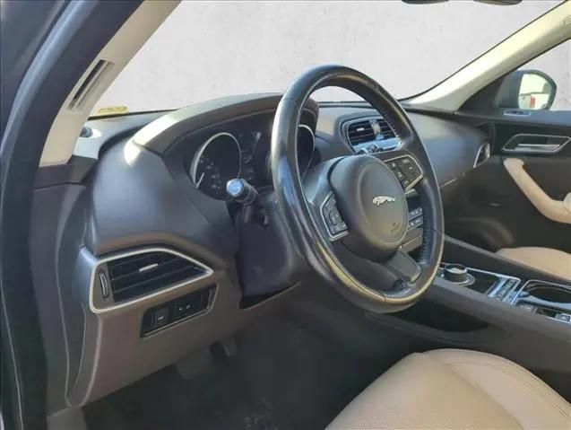 2017 Jaguar F-PACE 35t Prestige