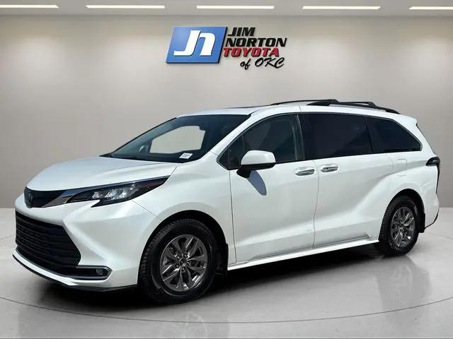 2023 Toyota Sienna XLE for sale in Oklahoma City, OK