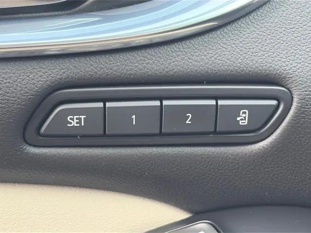 2023 Buick Enclave Premium AWD