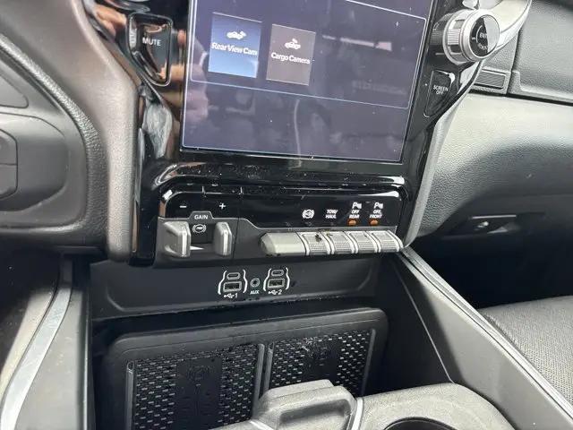 2025 Ram 2500 Laramie Crew Cab 4x4 64 Box