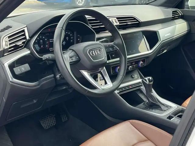 2025 Audi Q3 Premium 45 TFSI S line quattro Tiptronic