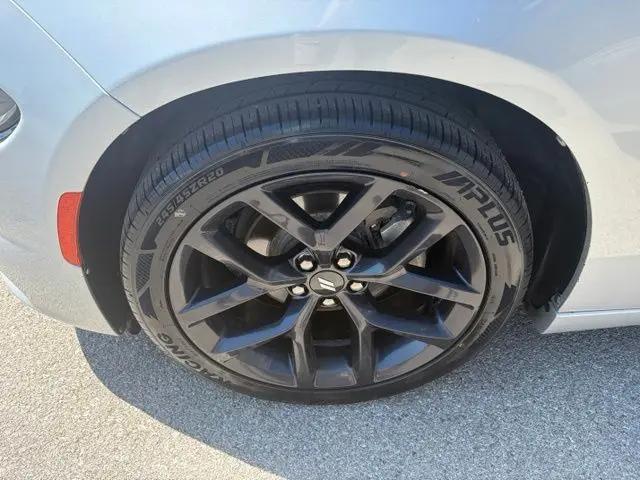 2021 Dodge Charger SXT RWD