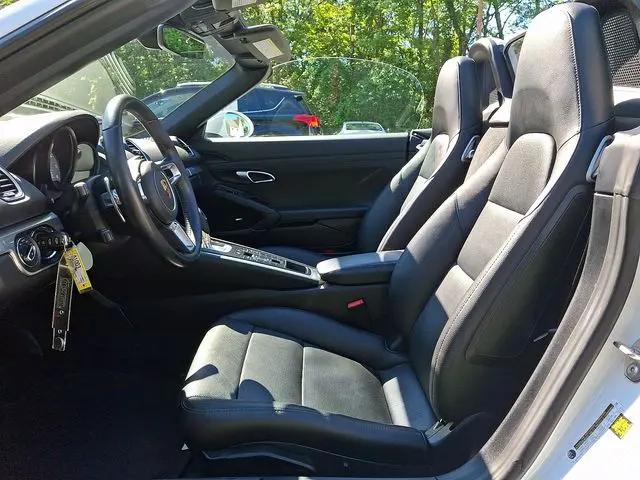 2018 Porsche 718 Boxster S