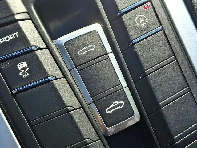 2018 Porsche 718 Boxster S