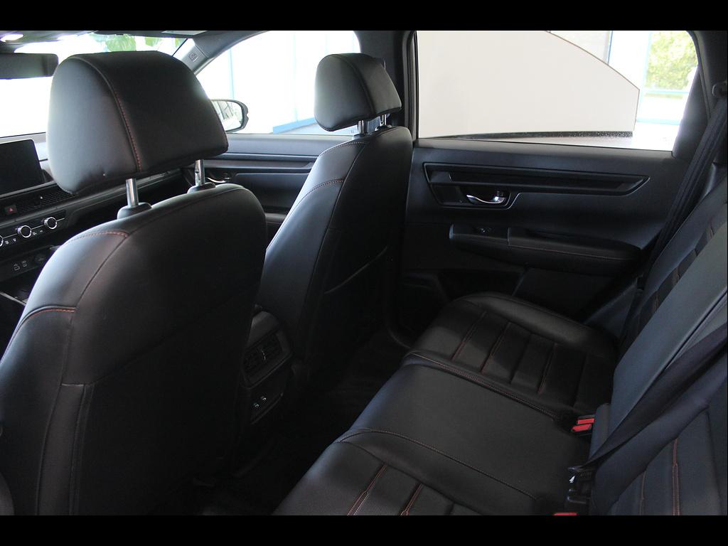 2025 Honda CR-V Sport-L - Photo 17