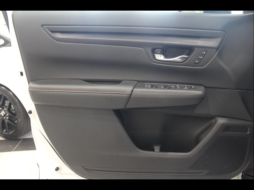 2025 Honda CR-V Sport-L - Photo 28