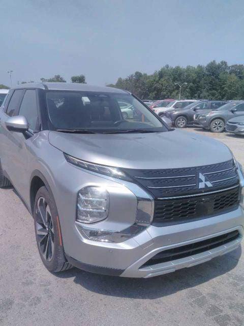 2024 Mitsubishi Outlander SE 2.5 2WD for sale in Vicksburg, MI